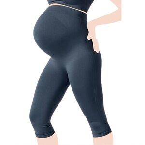 BLANQI Navy Blue Everyday Maternity Belly Support Capri‎ Leggings Medium